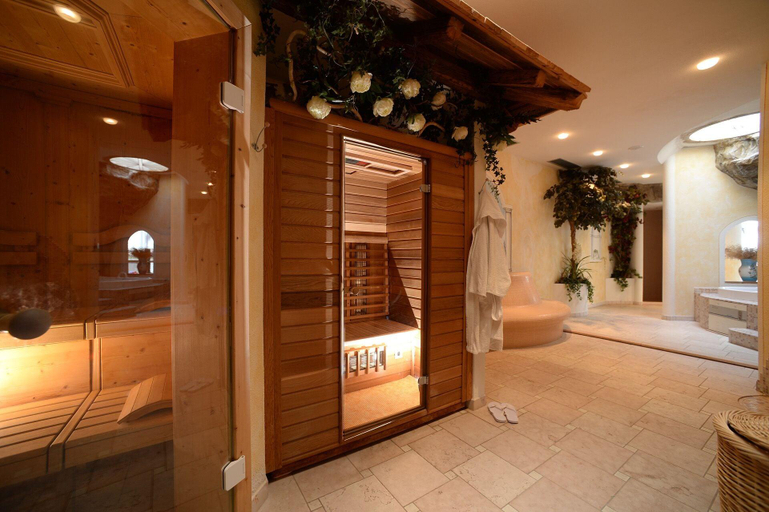 Public Area 2, Hotel Compet, Trento