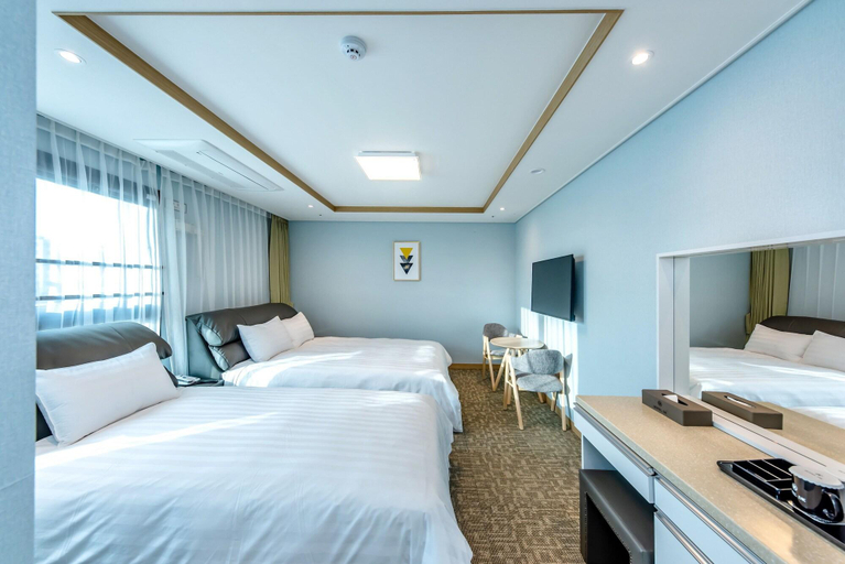 Bedroom 3, HOTEL DK, Seogwipo