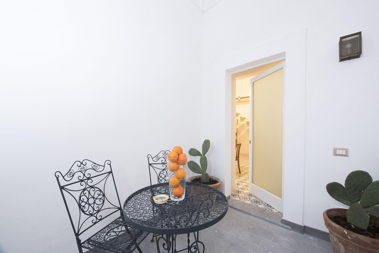 Exterior & Views, DieciSedici, Salerno