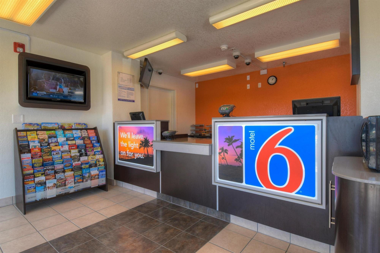 Public Area 2, Motel 6 Santa Ana, CA, Orange
