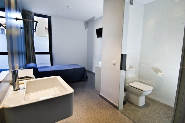 Bathroom, Hostal La Creu, Tarragona