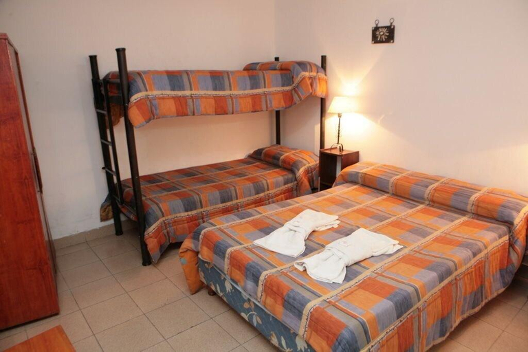 Bedroom 4, Hostal La Linda, Capital