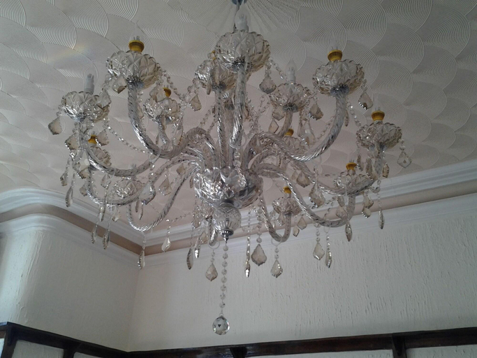 Public Area 2, Le Maitre, Sefton