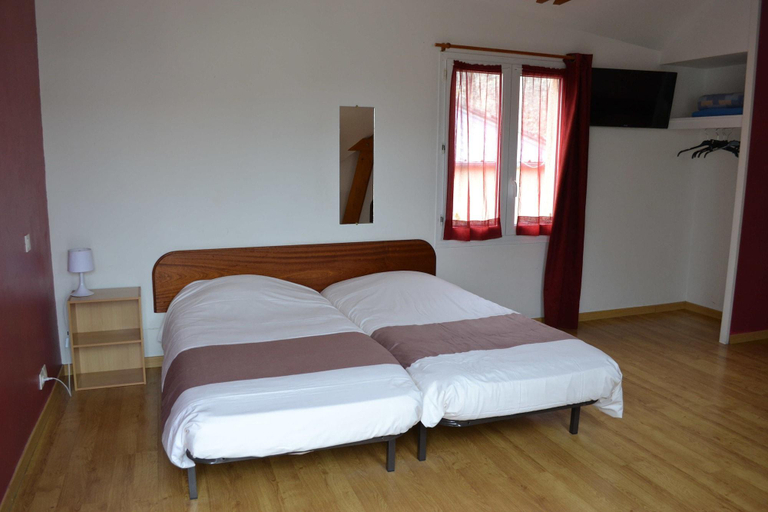 Bedroom 3, Hotel Eisenhower, Calvados
