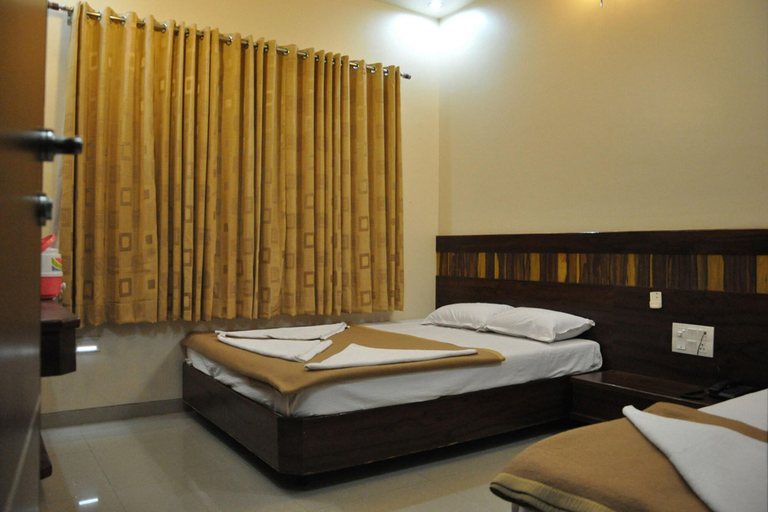 Bedroom 3, Hotel Sai Asara, Ahmadnagar