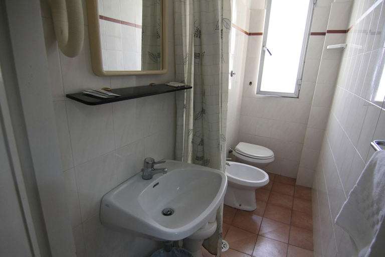Bathroom 2, Affittacamere Mannolini, Florence