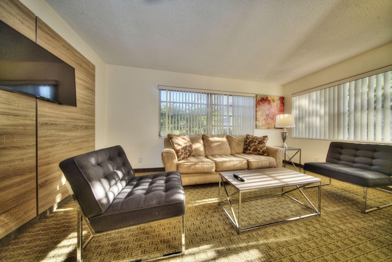 Public Area 3, Club Lux Resort By the Beach, Broward