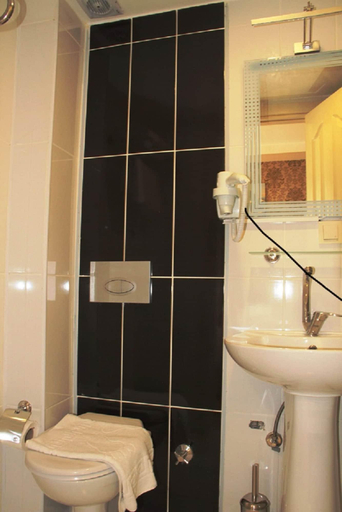 Bathroom 4, Nagehan Hotel Old City, Fatih