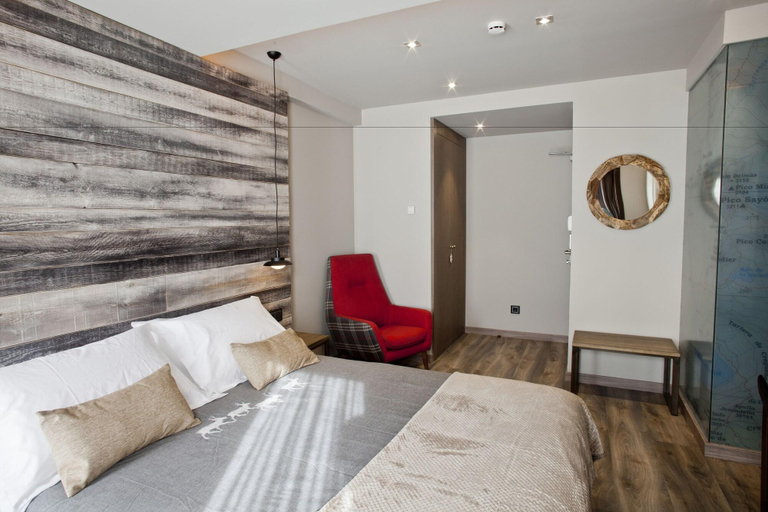 Public Area 2, Hotel La Neu, Huesca