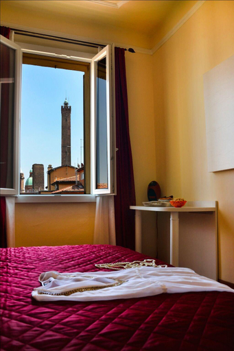 Bedroom 2, Casa Faccioli B&B Wellness, Bologna
