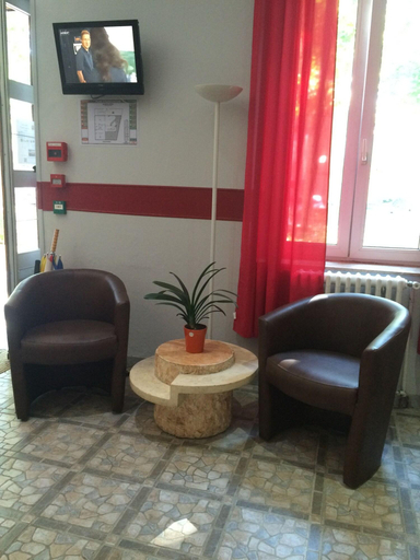 Public Area 2, Au Royal Hôtel, Aude