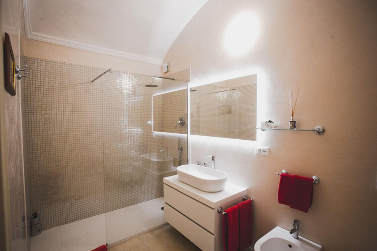 Bathroom 5, Casa Faccioli B&B Wellness, Bologna