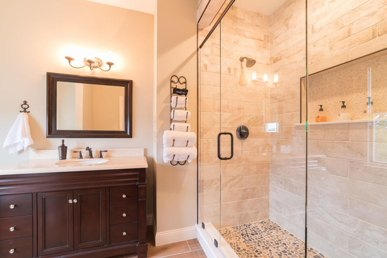 Bathroom 4, The Jarvis At 220, Craven