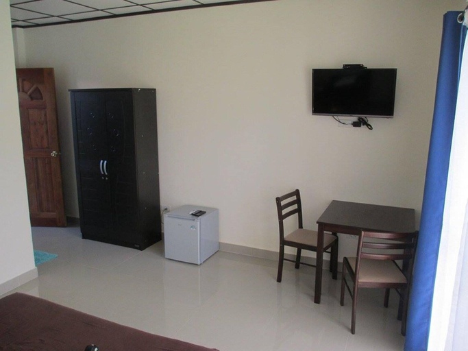 Public Area, HIGALA B&B, Dauis