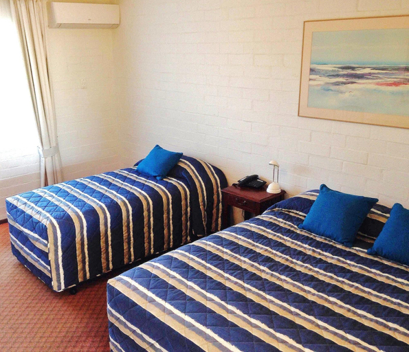 Bedroom 3, Bremer Bay Resort, Jerramungup