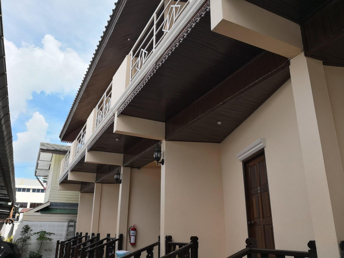 Exterior & Views 2, Laksana Boutique Hotel, Nang Rong