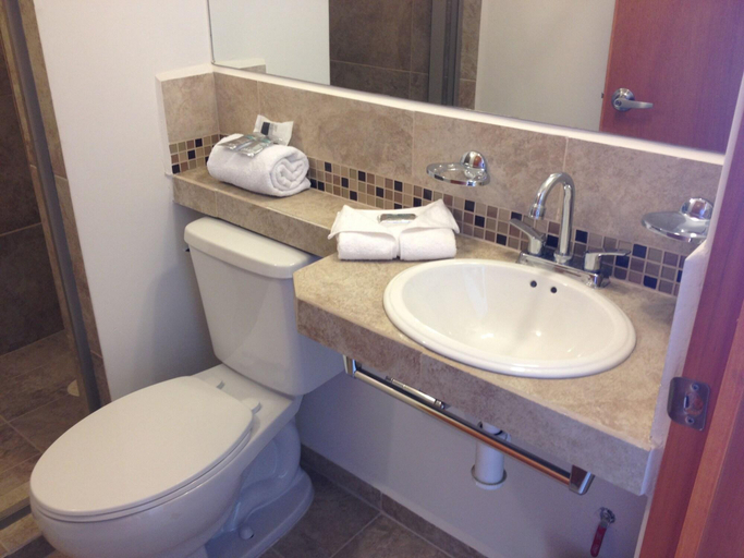 Bathroom 3, Hotel Dajana Boulevard, León