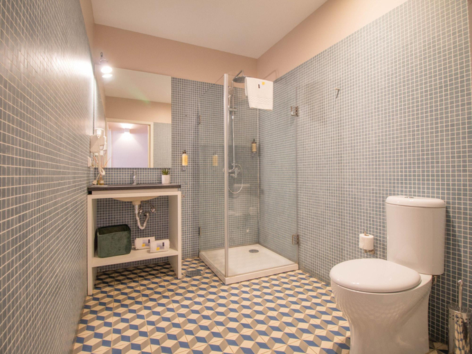 Bathroom 5, Alibi By Yoursporto, Porto