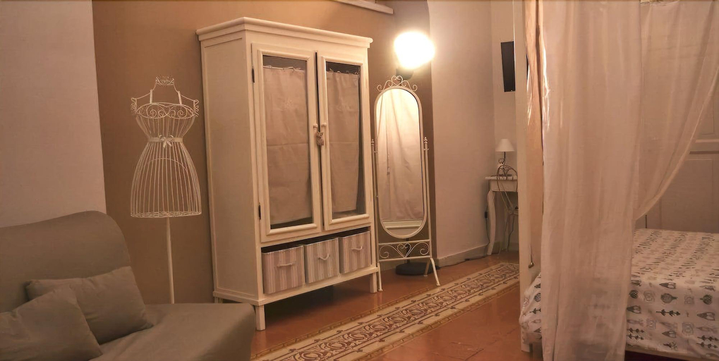 Bathroom 5, B&B Napul'art, Napoli