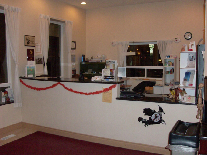 Public Area 2, Lone Star Hotel, Division No. 16