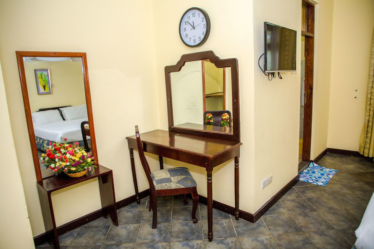 Public Area 3, Daisy Comfort Home, Kinondoni
