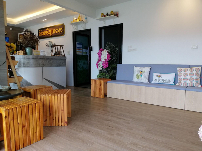 Public Area 2, Kaocharoen Place, Muang Surat Thani