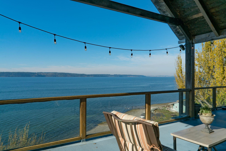Bedroom 3, Camano Island Inn, Island