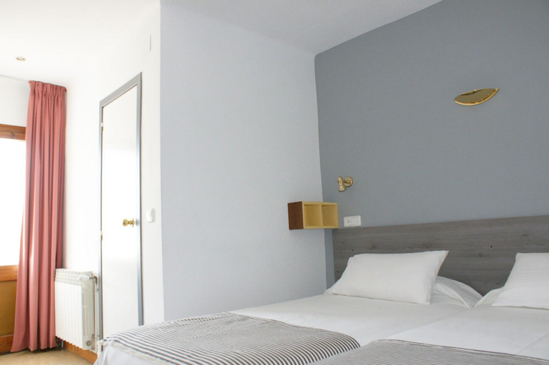 Bedroom 3, Hostal Plaja, Girona