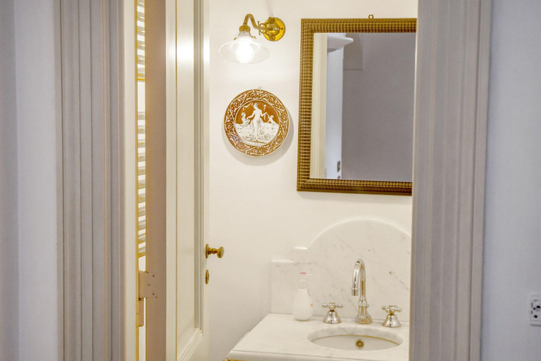 Bathroom 5, Villa Gallone, Napoli