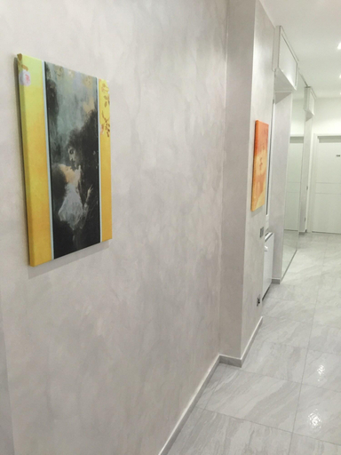 Public Area 5, Picaflor, Milano