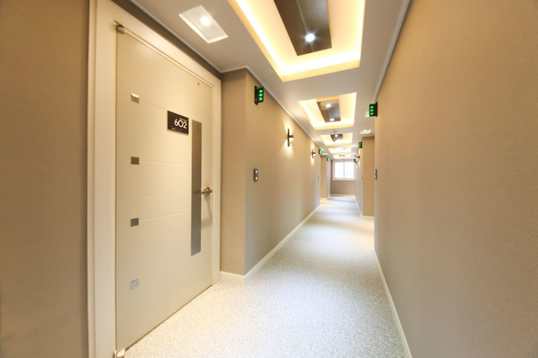Public Area 2, Business Hotel Duu, Buk