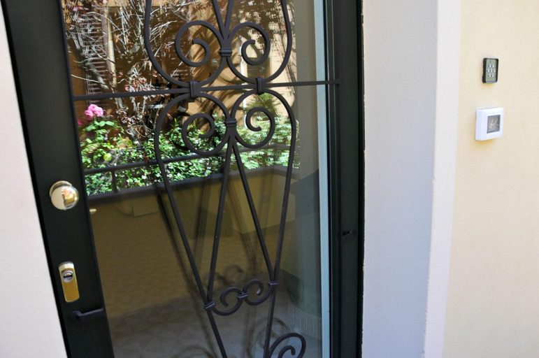 Exterior & Views 2, Casa Ardizzoni, Bologna