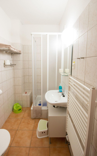 Bathroom 3, Dobrá Chata, Prachatice