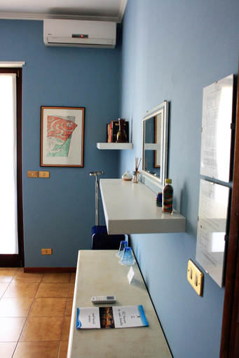 Bedroom 2, B&B Verdegiada, Brindisi