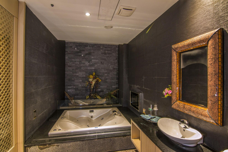 Bathroom 4, Js Motel, New Taipei City