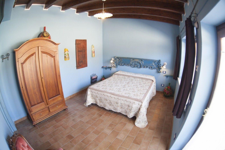 Bedroom 2, B&B Giuggiolando, L'Aquila