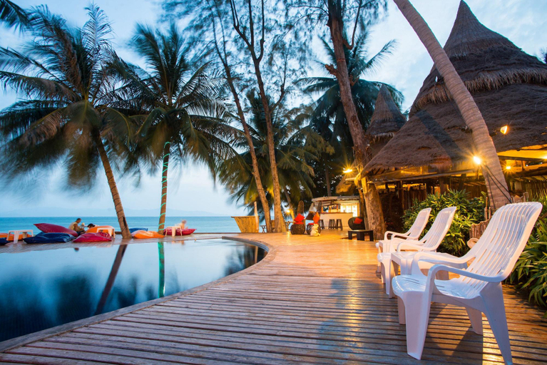 Sport & Beauty 5, B52 Beach Resort, Ko Phangan
