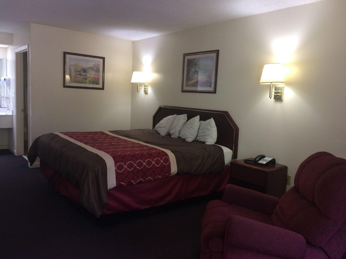 Sport & Beauty, Luxury Inn And Suites, Dallas