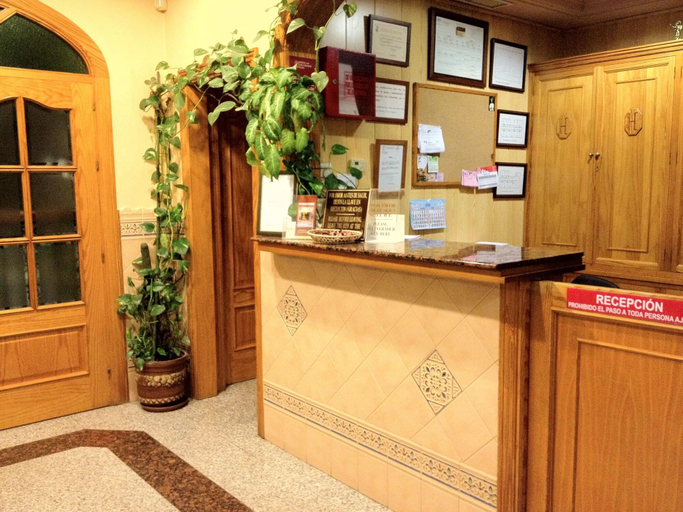 Public Area 2, Hostal Los Corchos, Málaga