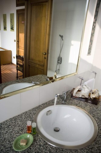 Bathroom, Bed and Breakfast Casa Nini, Lecco
