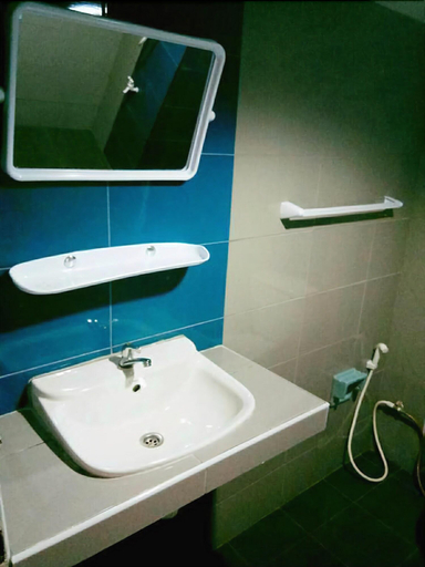 Bathroom 5, Pasawang hotel, Hat Yai