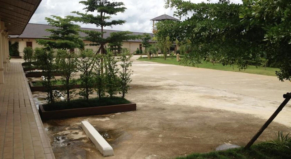 Exterior & Views 2, Northstar Hotel and Resort, Muang Chiang Rai