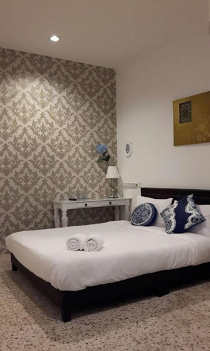 Bathroom 4, Elephant House Boutique Hotel, Pulau Penang