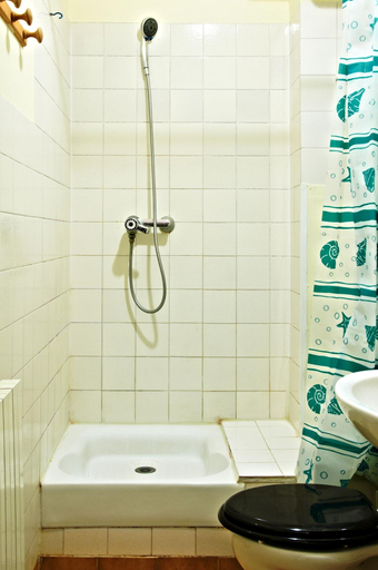 Bathroom 5, Hôtel Luxor, Hauts-de-Seine