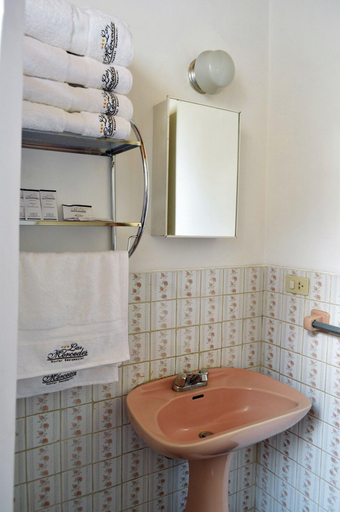 Bathroom 4, Las Mercedes Hostal Residencial, Arequipa