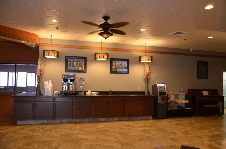 Public Area 2, Tawas Bay Beach Resort, Iosco
