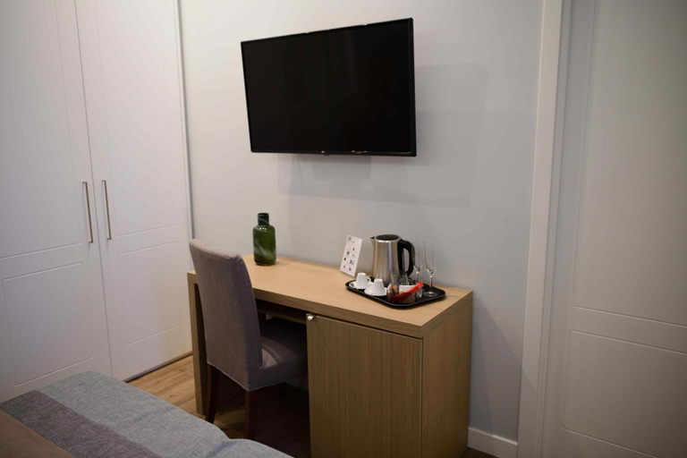 Bedroom 2, 50 Suite Guesthouse, Napoli