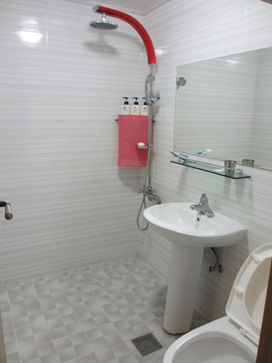 Bathroom 4, Moiri Guesthouse - Hostel, Yeosu