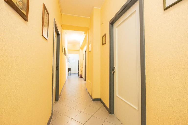 Public Area 3, Le Ciminiere Rooms, Catania