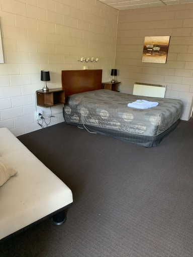 Bedroom 3, Tartan Motel, Yea, Murrindindi - West